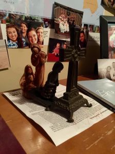 prayer room_behind the cross